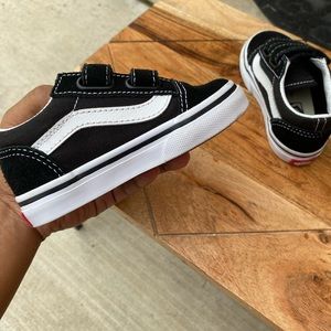 Size 6 toddler girl Vans